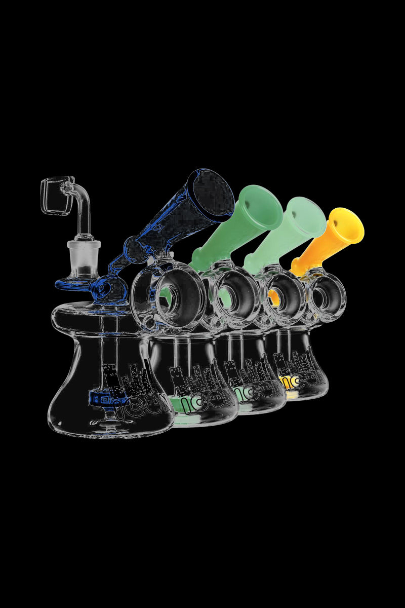 Diamond Glass Icon Raygun Dab Rig - A Futuristic Vaping Marvel