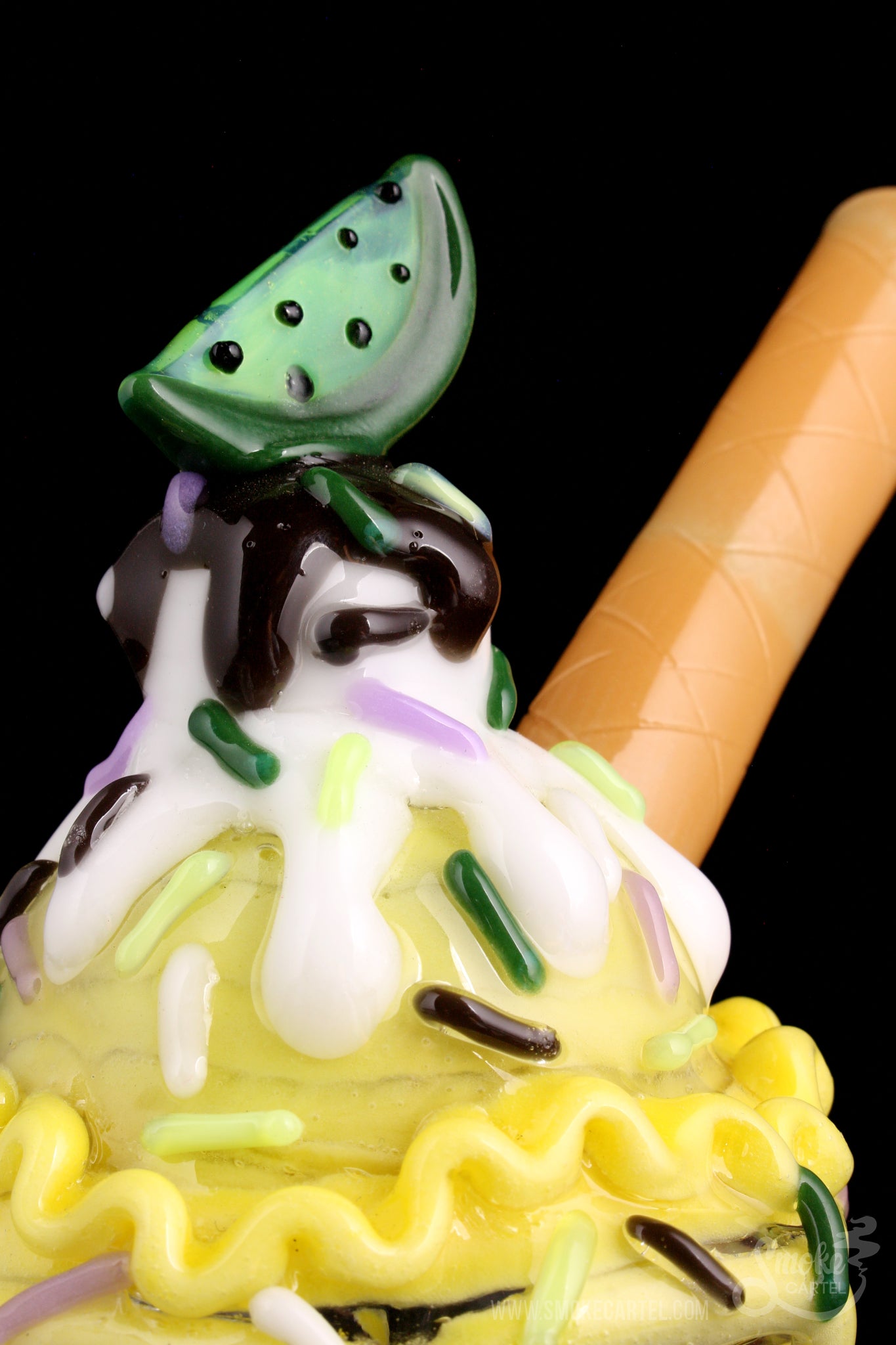 Empire Glassworks Key Lime Cupcake Nano Rig: A Sweet Smoking Delight