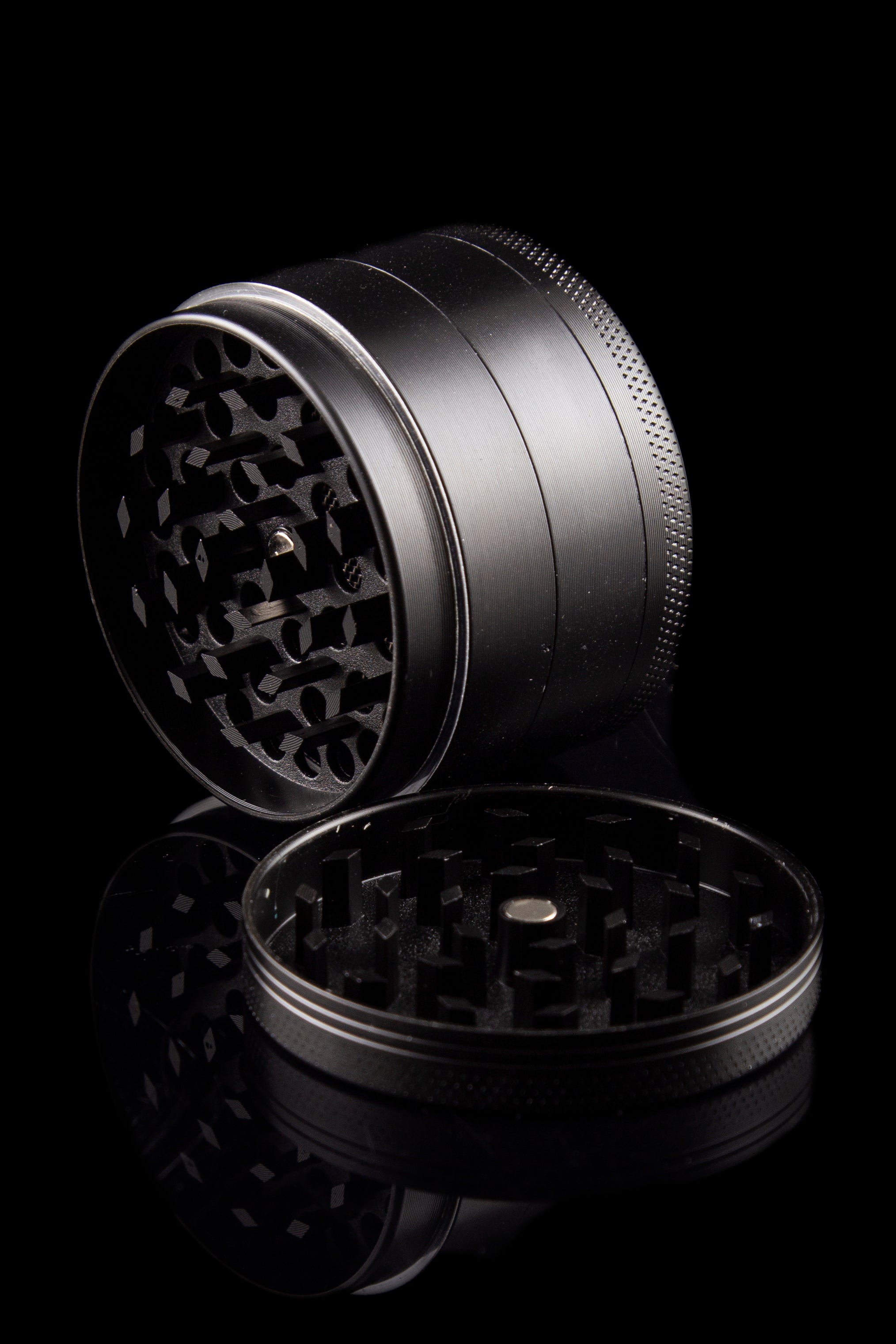 Myster Black Premium 4 Piece Herb Grinder