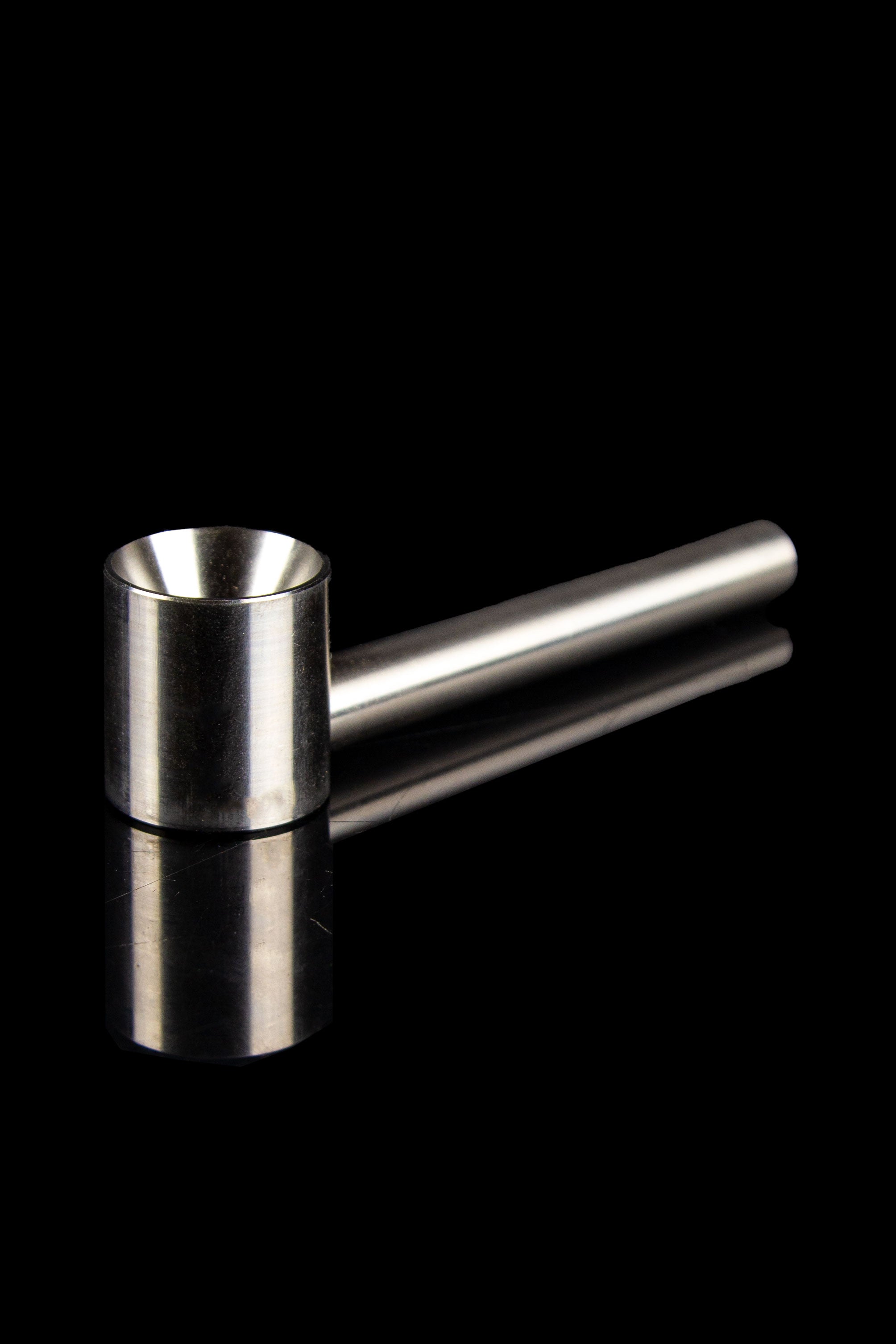 Dangle Supply Titanium Smokey Hand Pipe - The Ultimate Smoking Companion