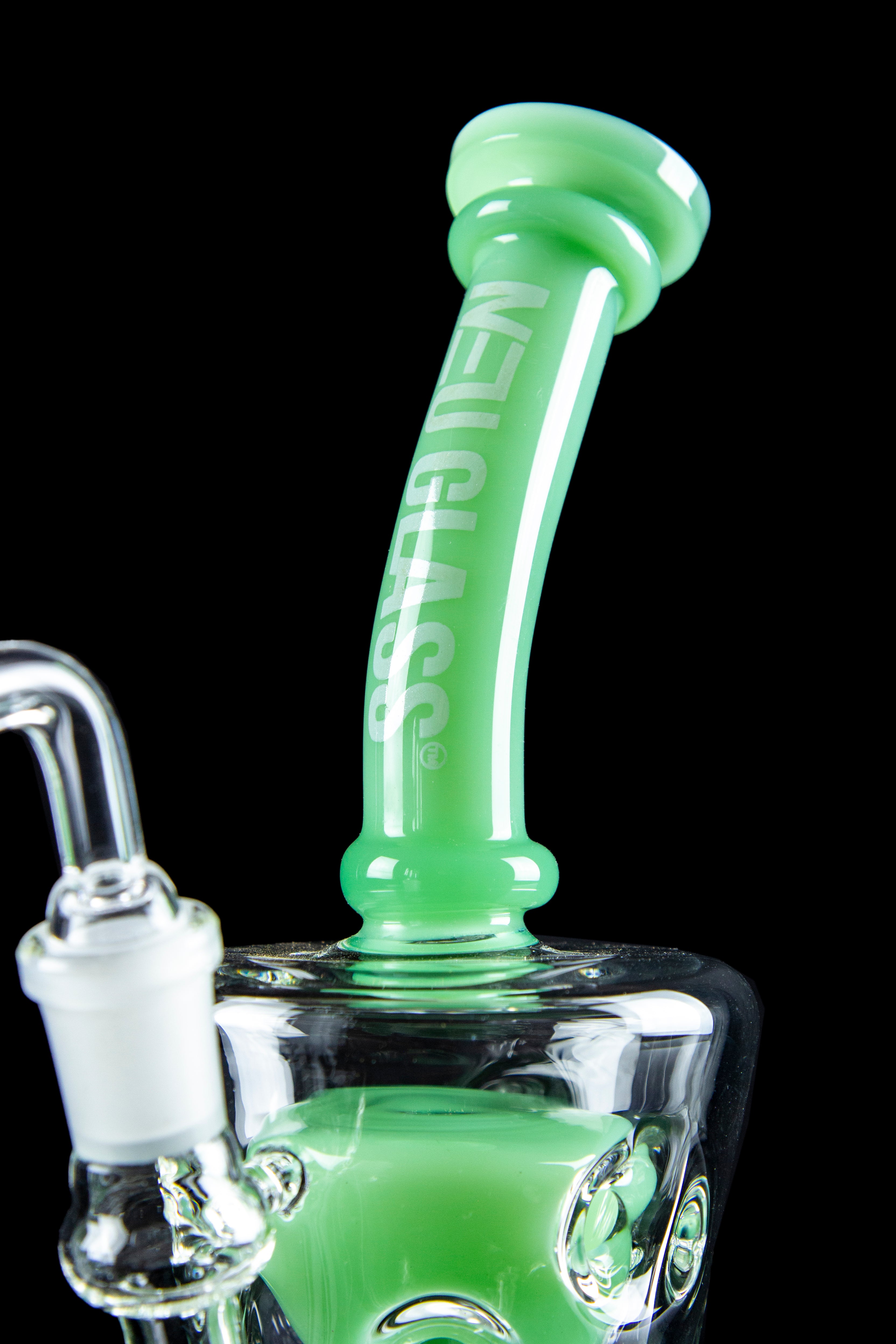 NEU 8-Inch Inline Swiss Mini Dab Rig - The Ultimate Smoking Companion