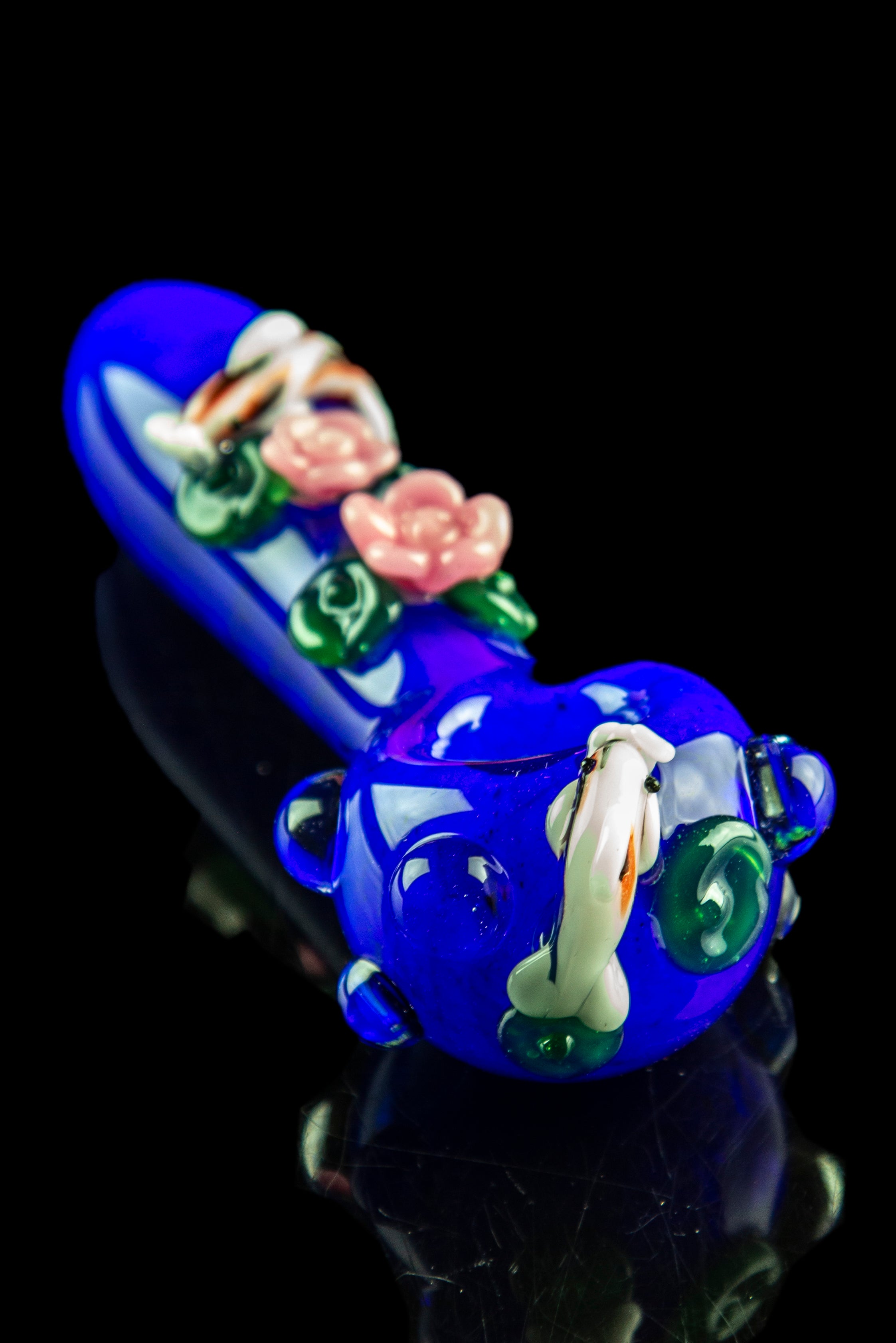Empire Glassworks Koi Pond Spoon Pipe - A Masterpiece of Glass Art