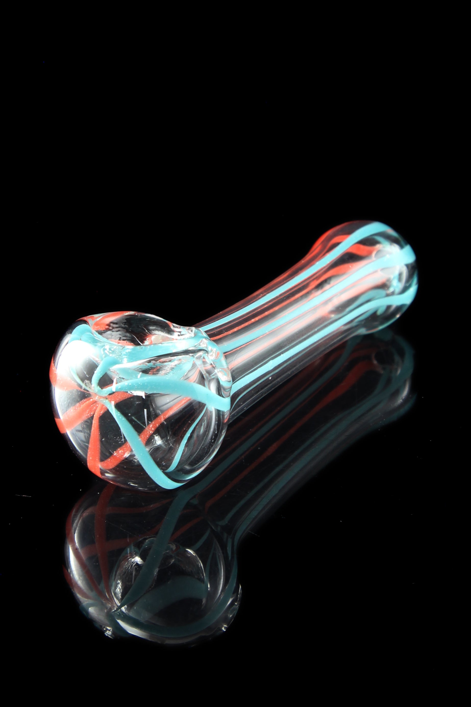 Glassheads Stunning Inside-Out Twist Pipe