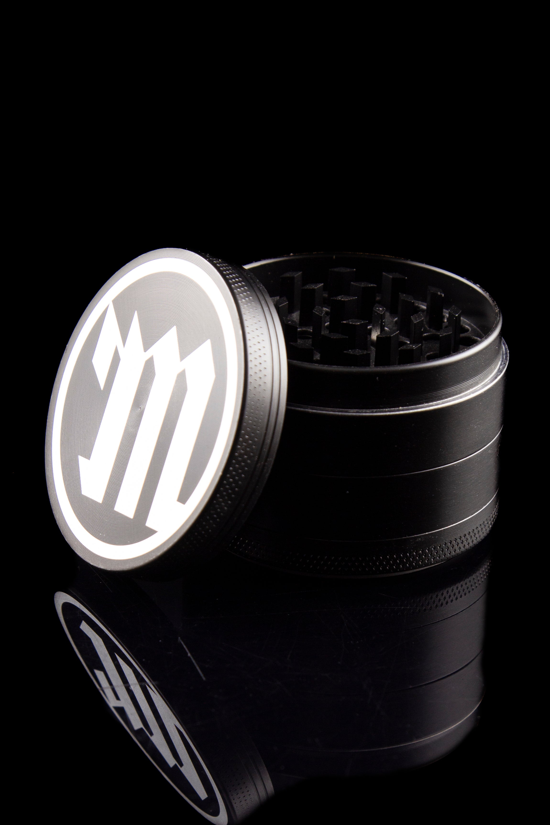 Myster Black Premium 4 Piece Herb Grinder