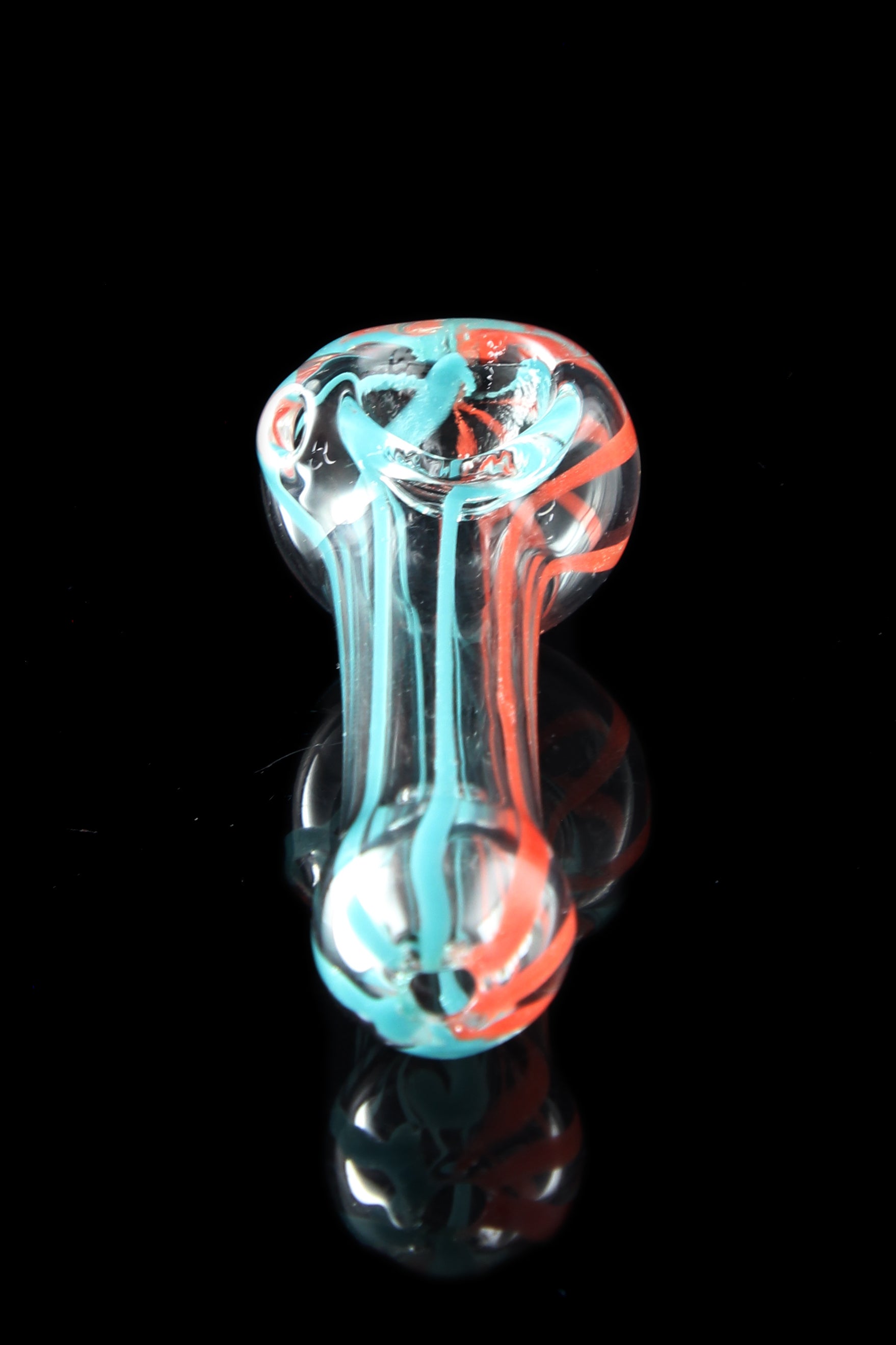 Glassheads Stunning Inside-Out Twist Pipe