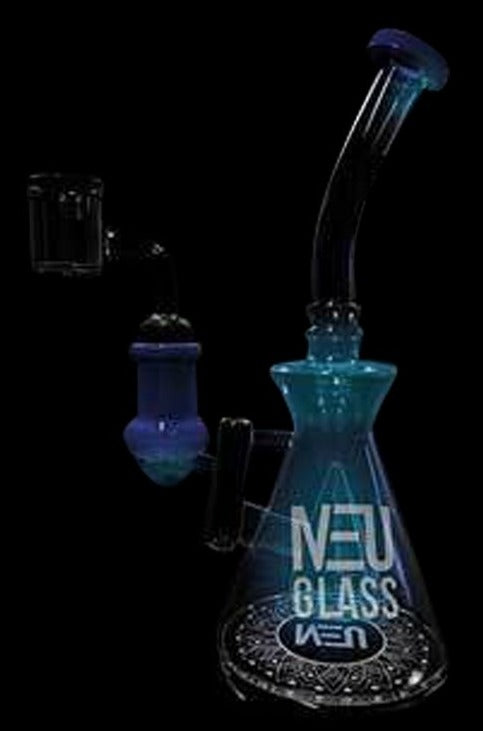 NEU UV Cone Drip Water Pipe - Compact and Stylish Dabbing Rig
