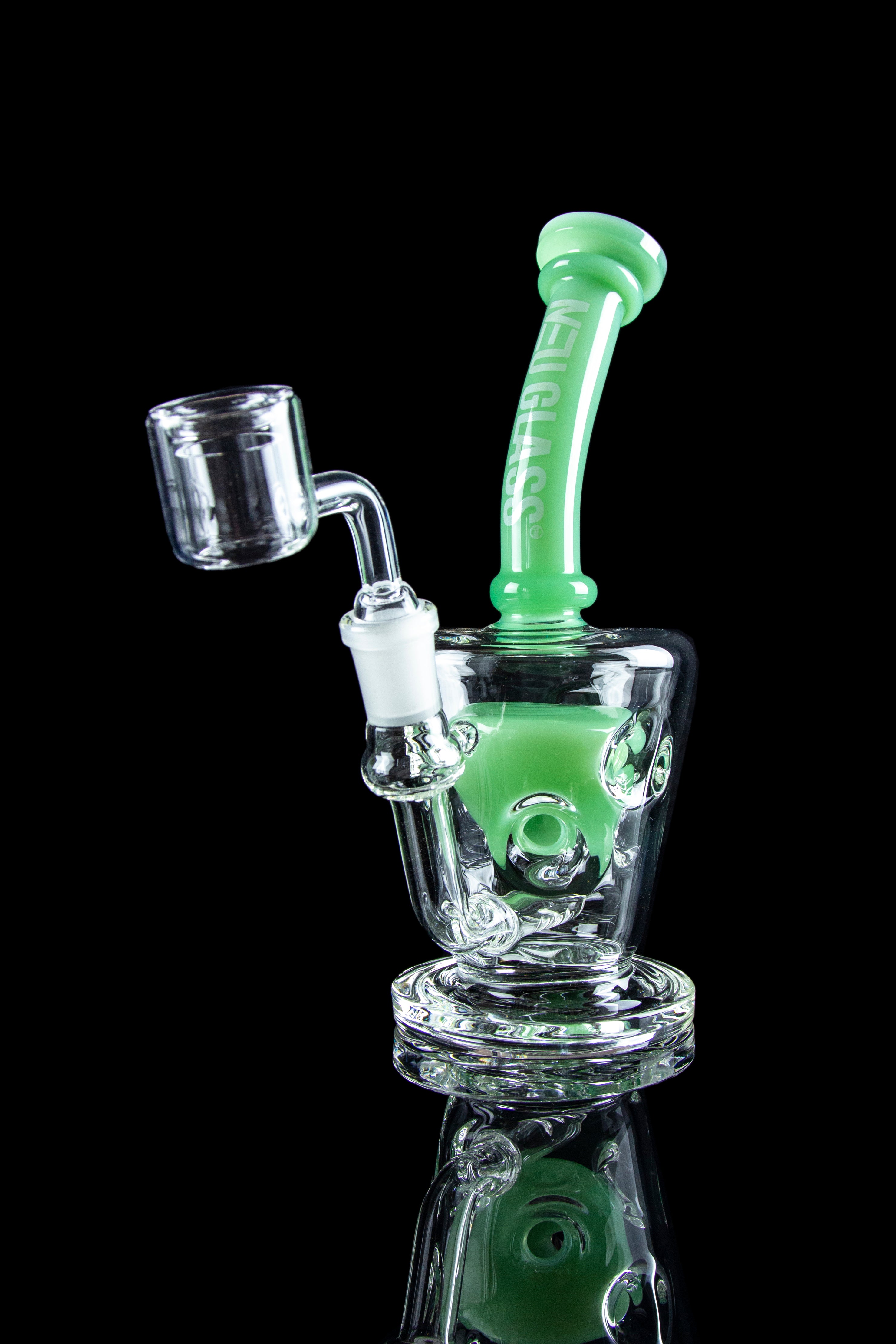NEU 8-Inch Inline Swiss Mini Dab Rig - The Ultimate Smoking Companion