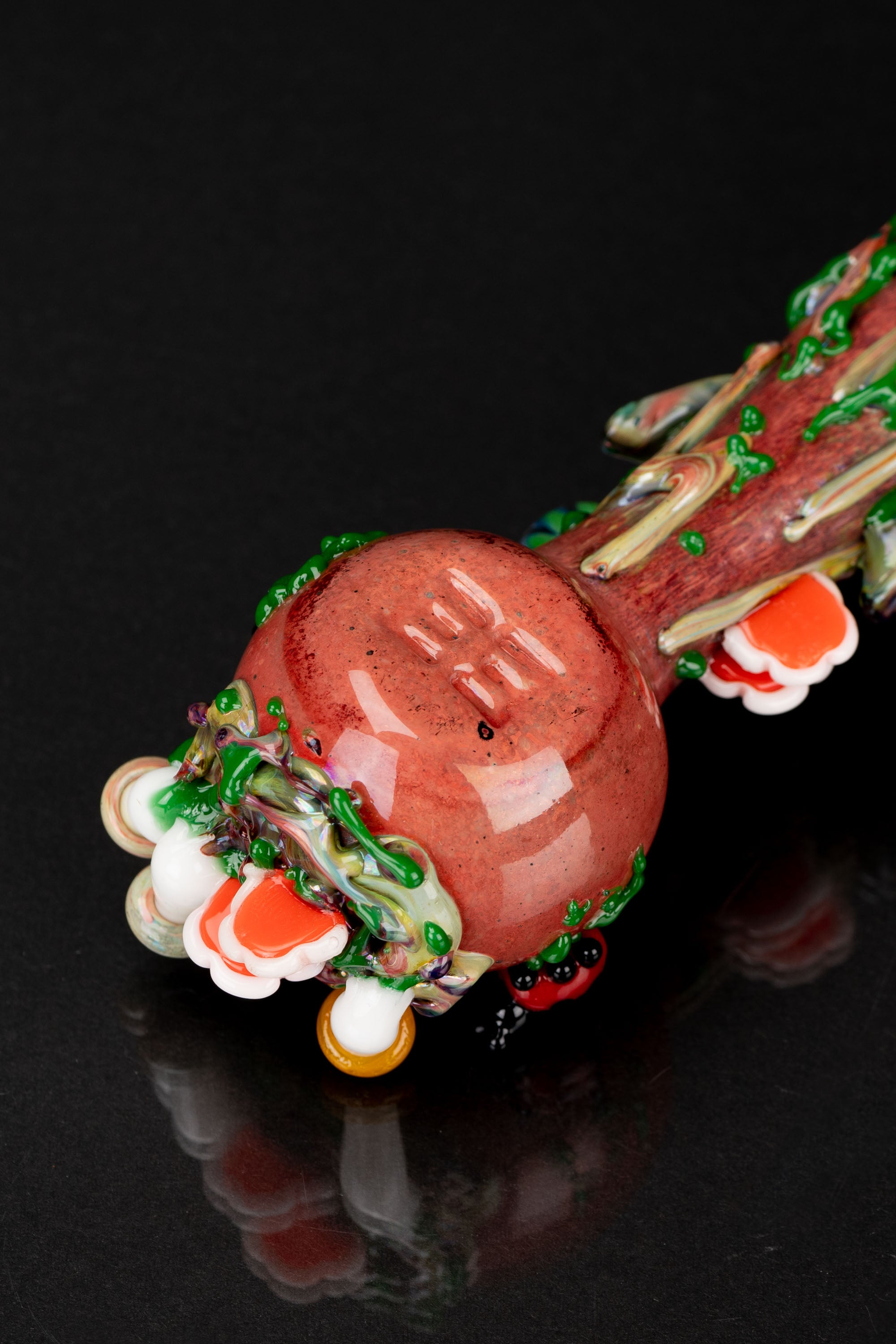 Empire Glassworks 'Bug's Life' Enchanting Small Spoon Pipe