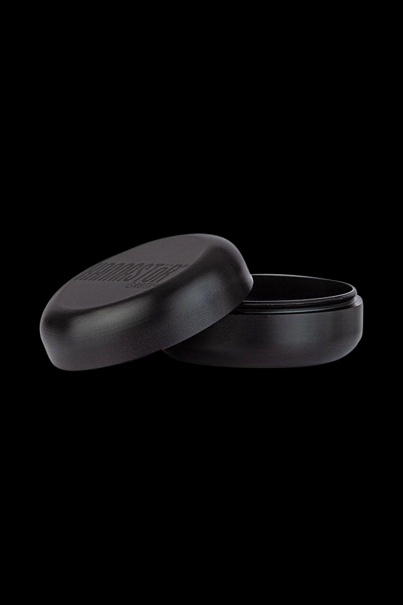 Kannastor GR8TR Premium Solid Body Dry Herb Grinder