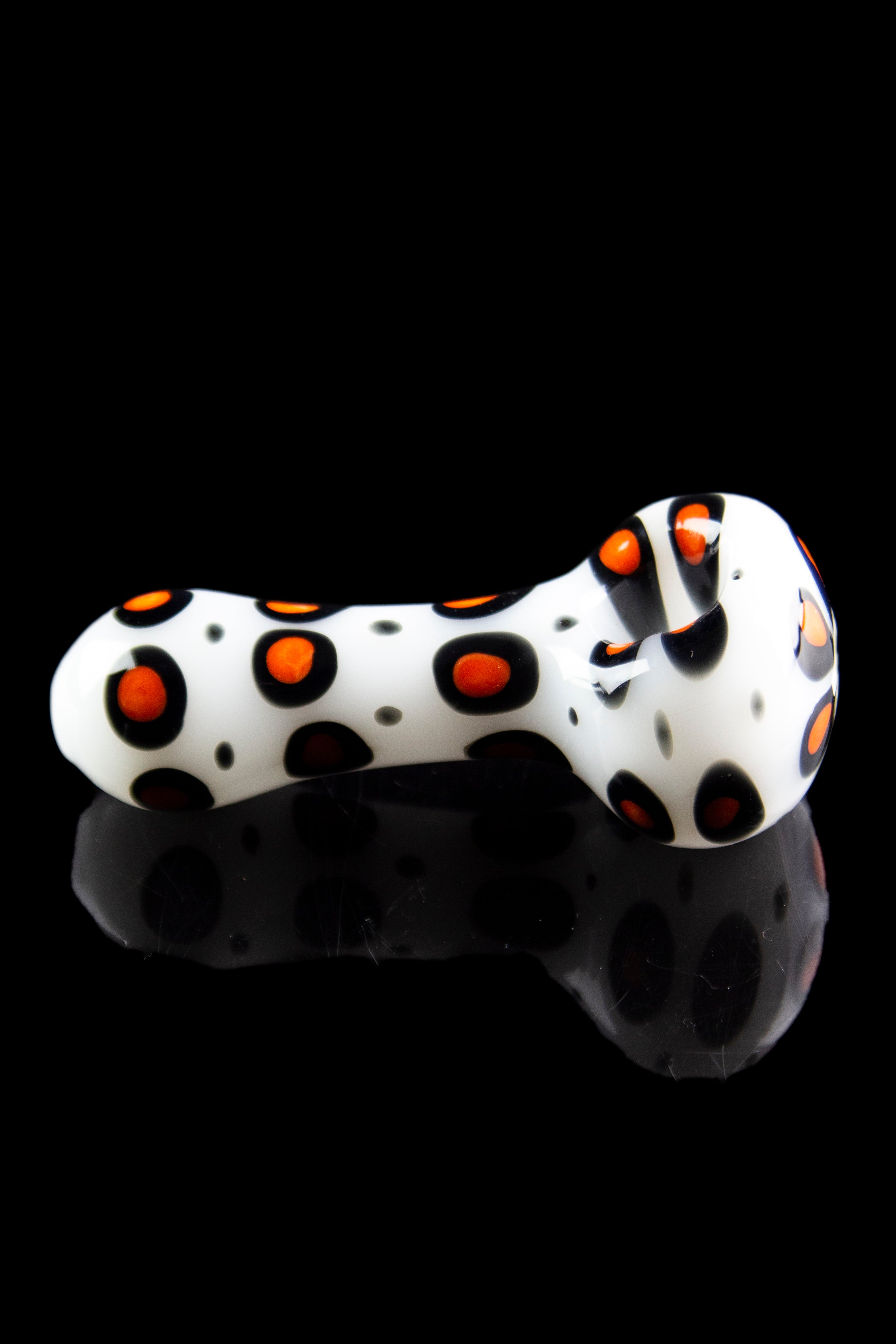 Stunning Leopard Print Hand Pipe
