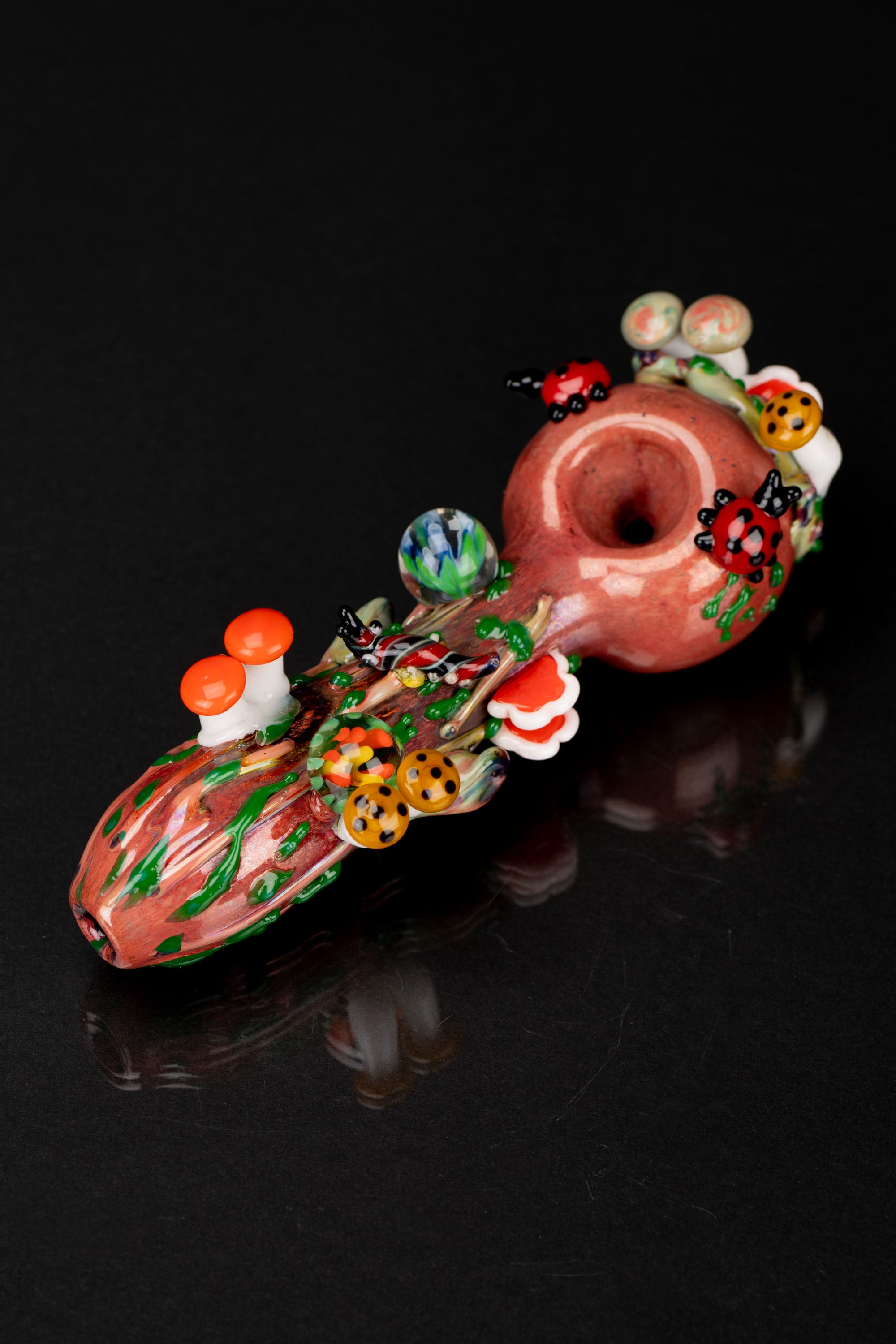 Empire Glassworks 'Bug's Life' Enchanting Small Spoon Pipe