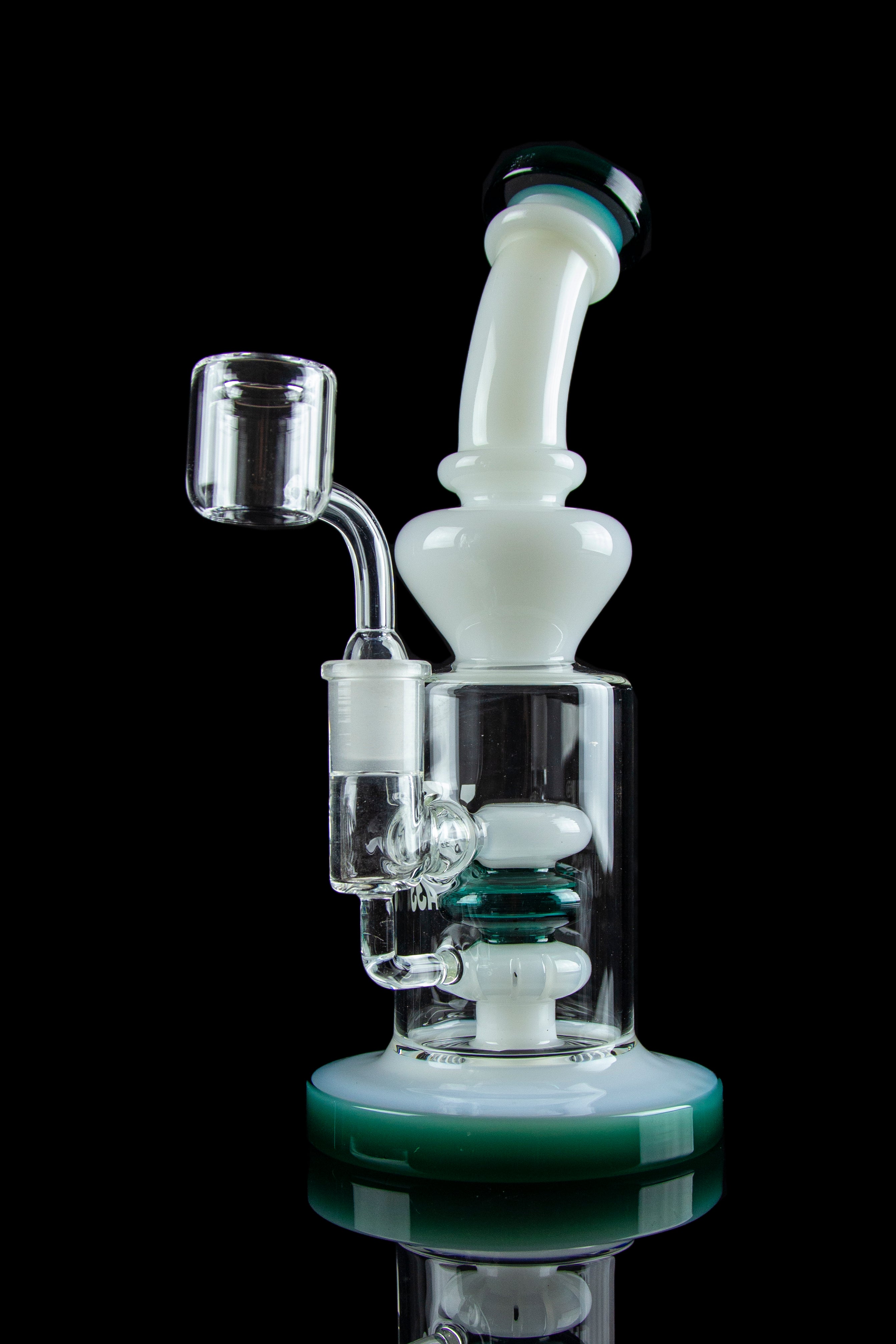 NEU Glass Concentrate Rig with Stunning Shower Head