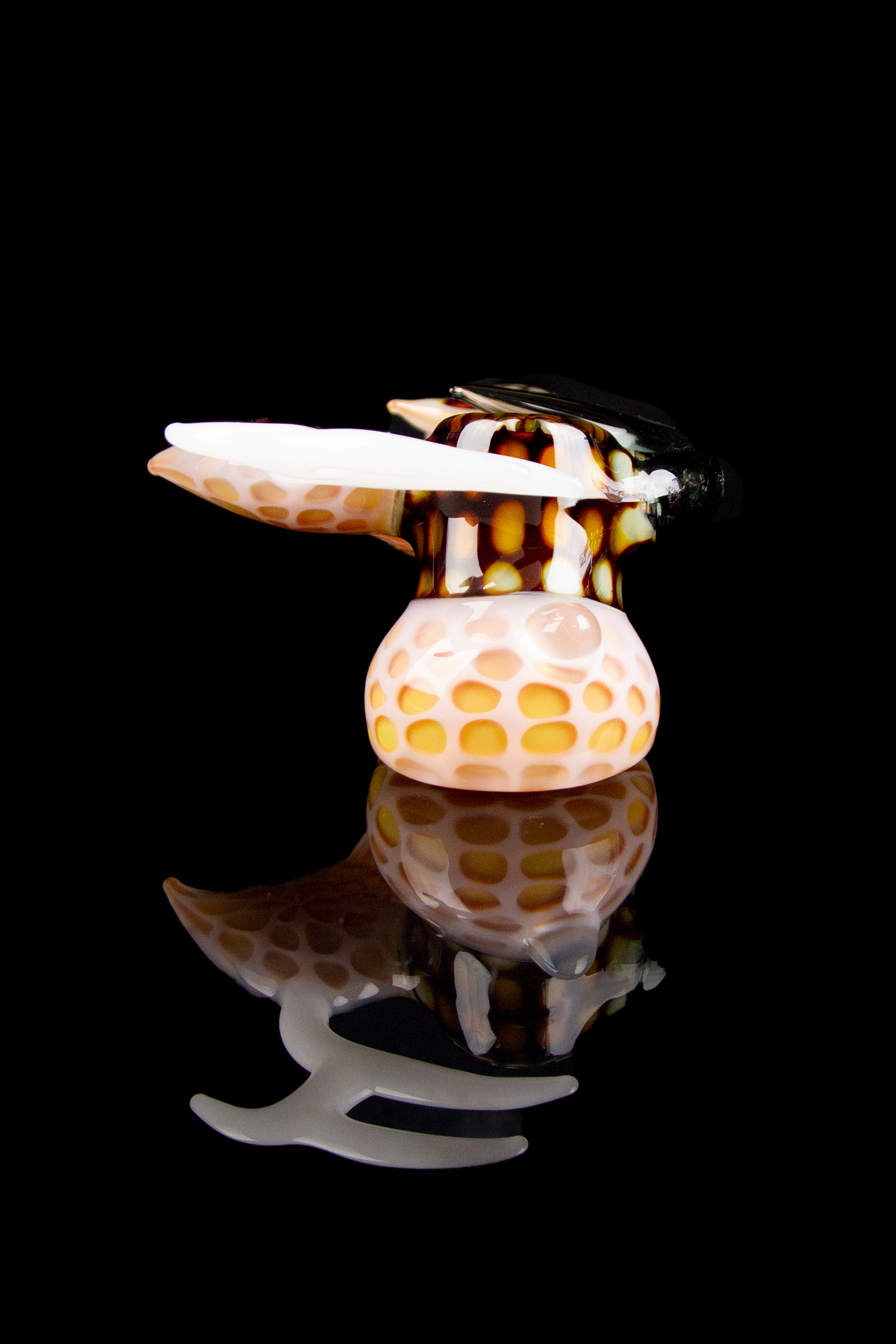Exquisite Tiger Cowrie Hammer-Style Hand Pipe